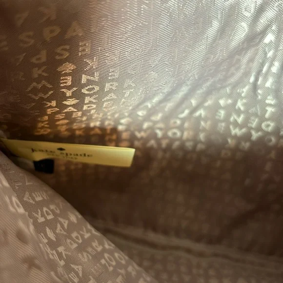 Kate Spade New York Larchmont Ave Taupe Leather Pouch WLRU2736 - Picture 6 of 12